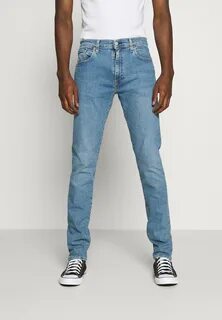 Levis slim taper