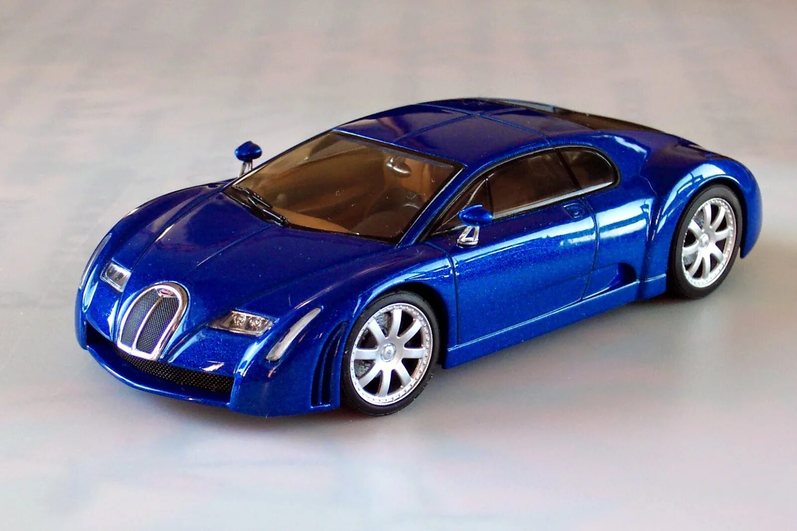 AUTOART Bugatti Veyron. Bugatti Veyron AUTOART 1/43. Bugatti 18/3 Chiron Concept. Bugatti 18