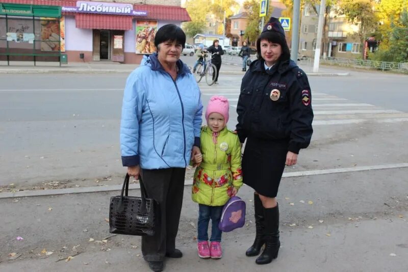 ГАИ В Кинеле. Фото сотрудников ГИБДД Кинель Черкассы. Работники администрации города Кинель. Погода Кинель сегодня. Погода в кинель черкассах самарской области гисметео