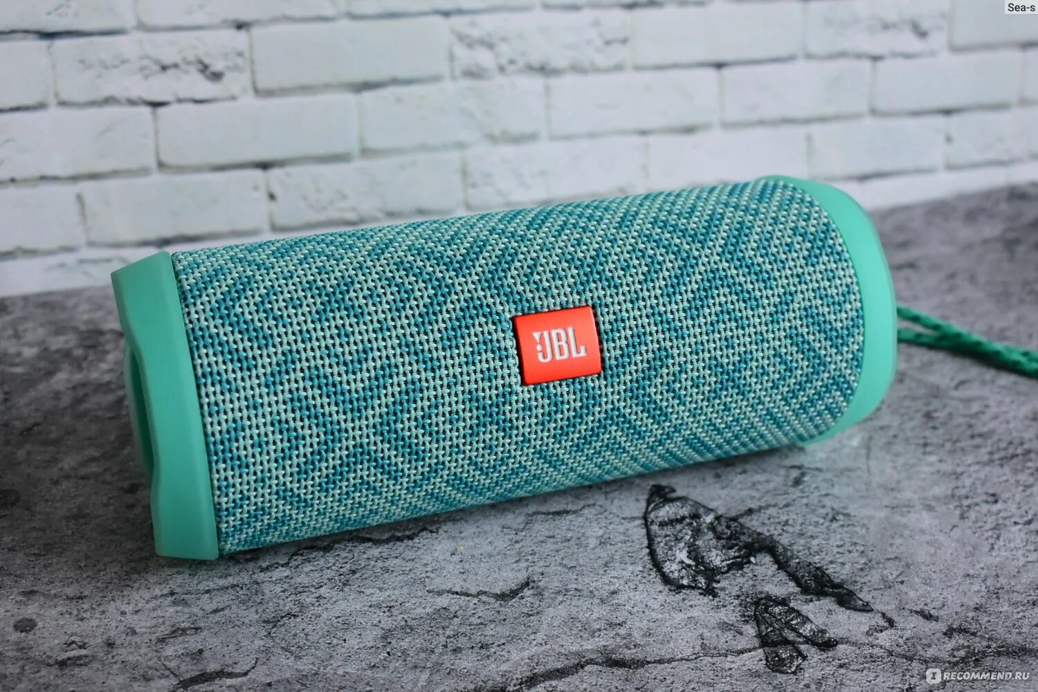 Экран flip 4. JBL Flip 4 бирюзовая. Блютус колонка оид адшз 4. Флип 4 JBL. JBL Flip 5 (бирюзовый).