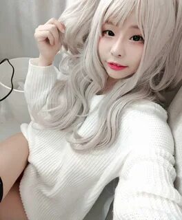 打 均 勻 一 點.小 隻 馬"兔 兔 Bunny"臭 臉 攪 拌 奶 子 跟 著 搖.軟 嫩 雪 乳 晃 到 男 粉... 