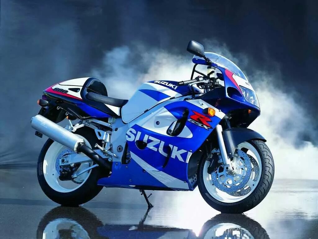 Сузуки 2000 кубов. Мотаки мотоцикл. Гончий мотоцикл. Гончие мотоциклы. Yamaha yzf-r6.