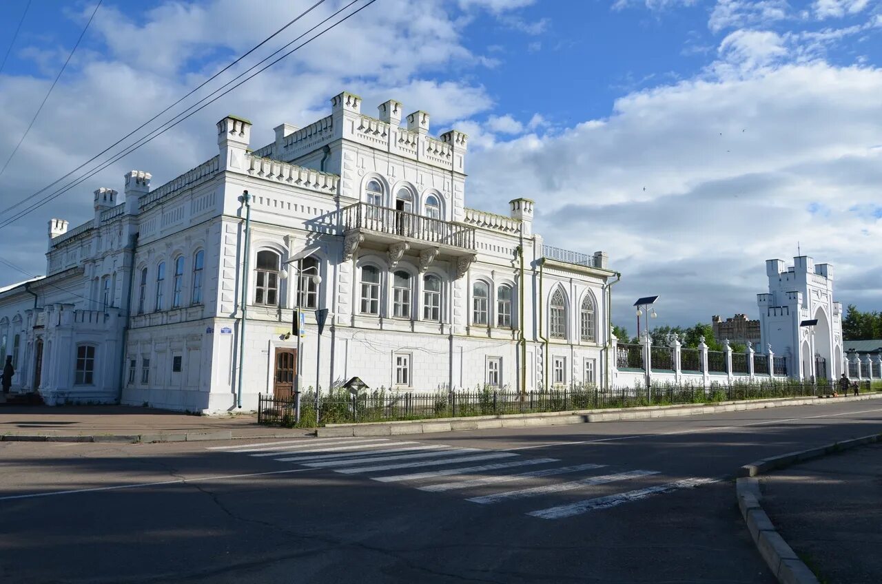 Иркутск нерчинск. Нерчинский музей Бутинский дворец. Краеведческий музей Нерчинск. Нерчинский краеведческий музей. Нерчинский музей Забайкальского края.