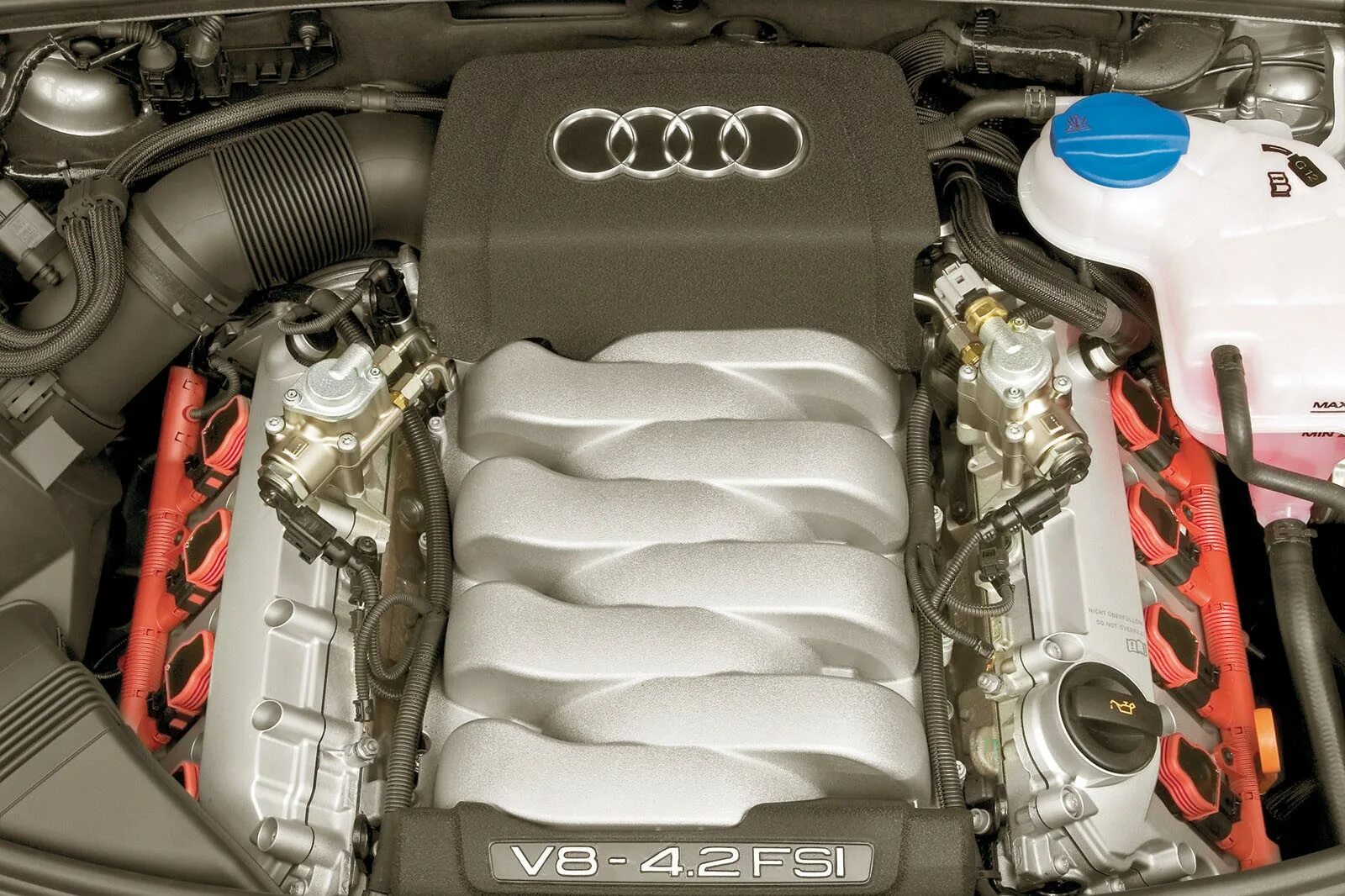 Audi a8 d4 4. Audi q7 v12 tdi мотор. Audi a7 двигатель. Ауди 7 2021 двигатель дизель. Двигатель ауди рс7.
