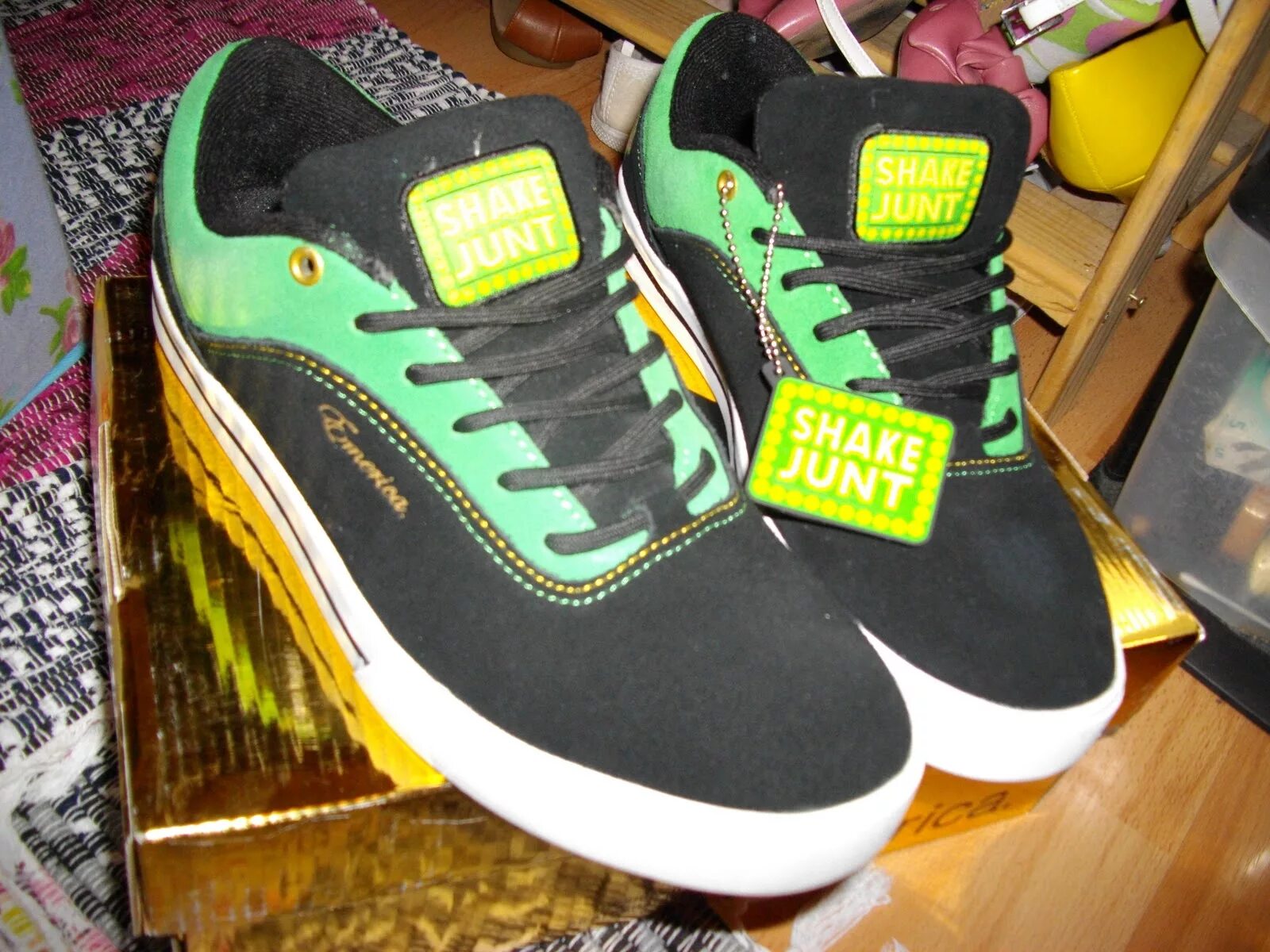 Шкурка shake junt. Shake junt накамерник. Шкурка shake junt. Shake junt. Shake junt.