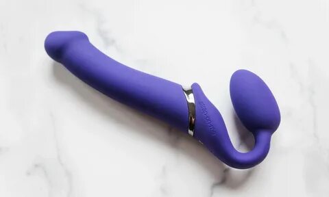 Strap-On-Me Vibrating Bendable Strapless Strap-On: Review.