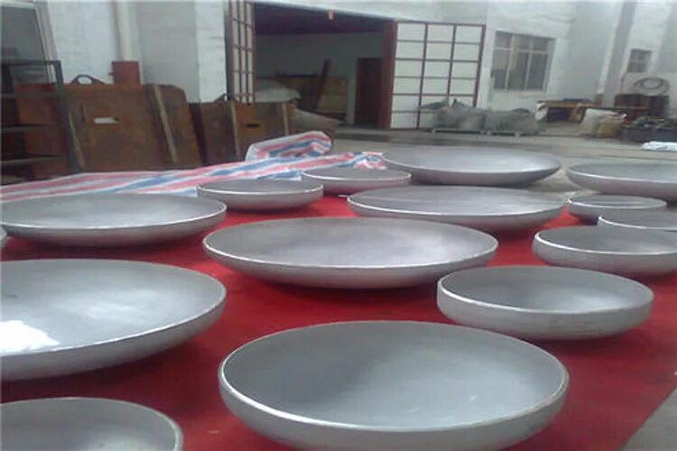 55. Головка триколор. Головка спутниковой антенны slin-52e. Тюнер параболическая антенна. Баки с эллиптическими.