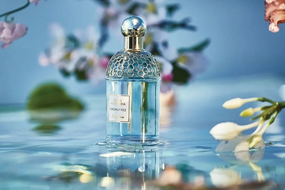 Очень нежные ароматы. Guerlain Aqua Allegoria Coconut Fizz. Духи Guerlain Aqua Allegoria Coconut Fizz. Guerlain Aqua Allegoria. Guerlain Aqua Allegoria ароматы.