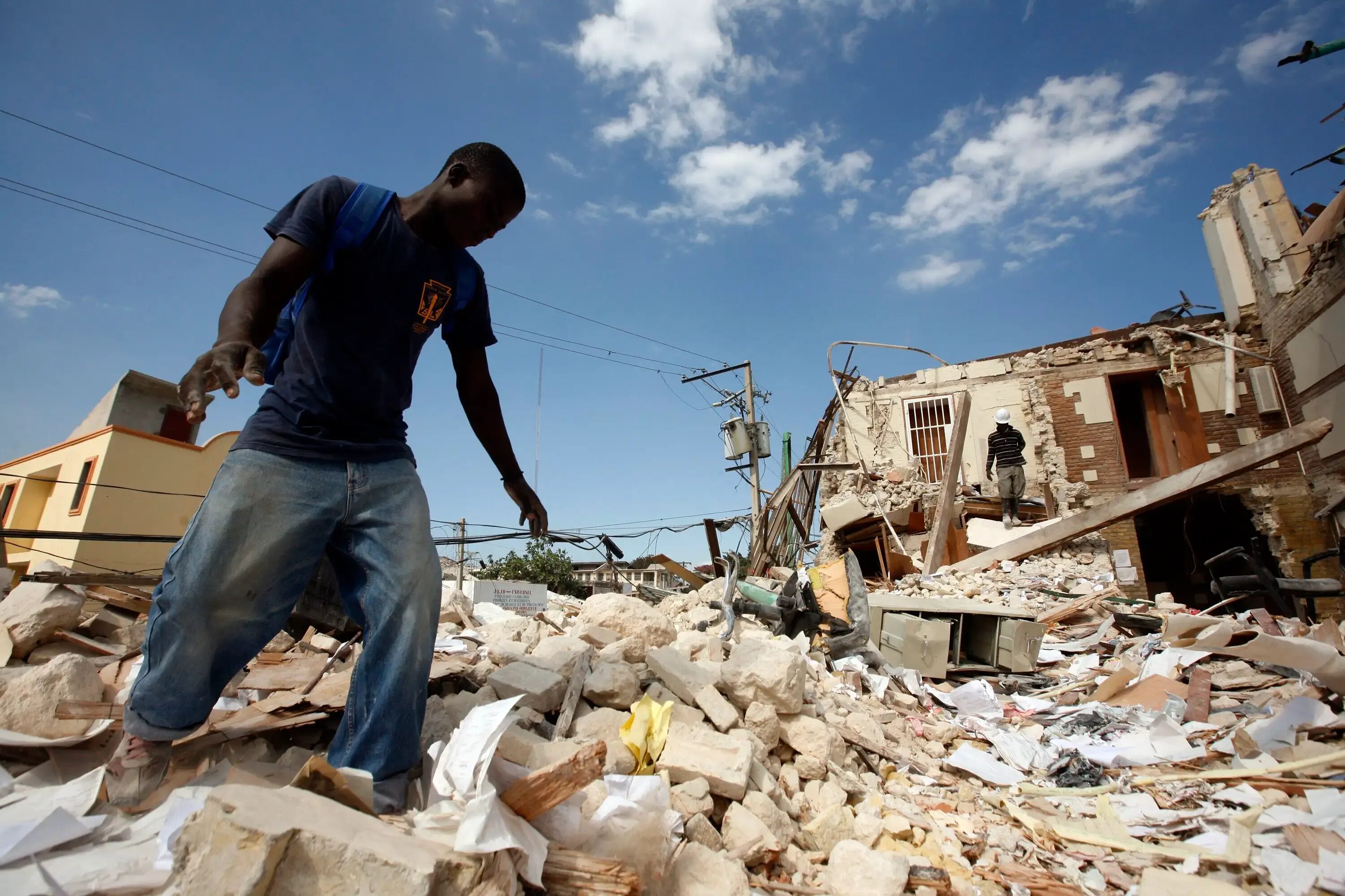 Землетрясение на Гаити 2010. Землетрясение в порт-о-Пренс Гаити 2010 год. Порт Пирнс Гаити землетресение.