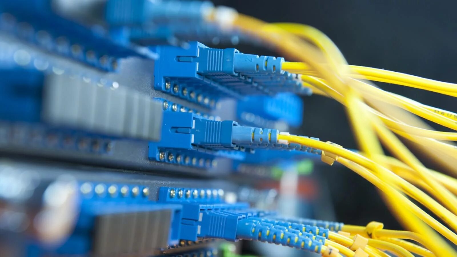 Оптоволоконные линии. Структурированная кабельная система. Проектирование оптической линии связи. Проектирование оптической линии связи. Волоконно-оптическая система передачи.