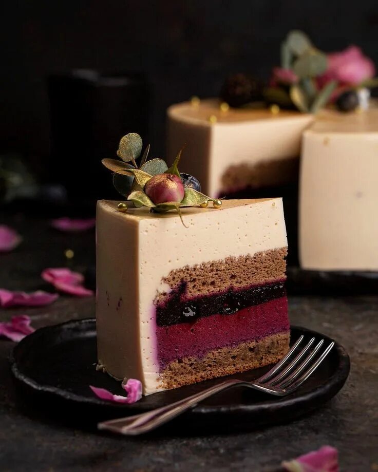 White chocolate mousse. Мусс с шоколадом. Энди шеф муссовые десерты. Мусс маскарпоне. Мусс с начинкой.