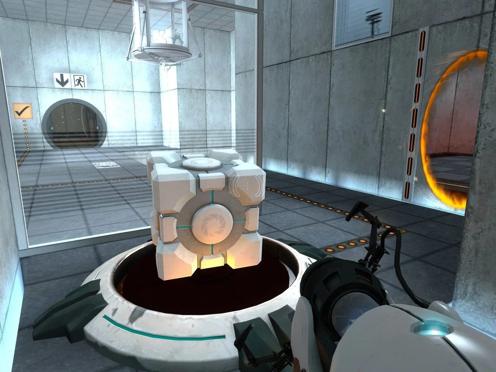 Portal 2 кислота. Портал из игры portal. Portal 2007. Portal 2 thinking with time machine. Сколько человек может играть в портал.