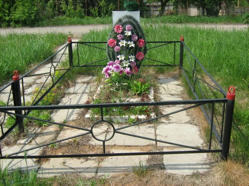 деревня зайцево гатчинский район. памятник в поселке зайцево. памятник в деревне зайцево. братское захоронение советских воинов. братские могилы ташкент.