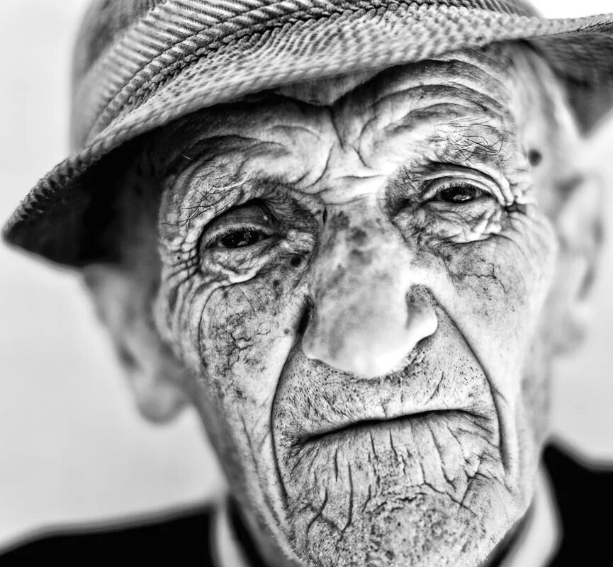 Old man face. Лицо старика. Фотопортрет старика. Фотопортреты пожилых мужчин. Морщинистое лицо старика.