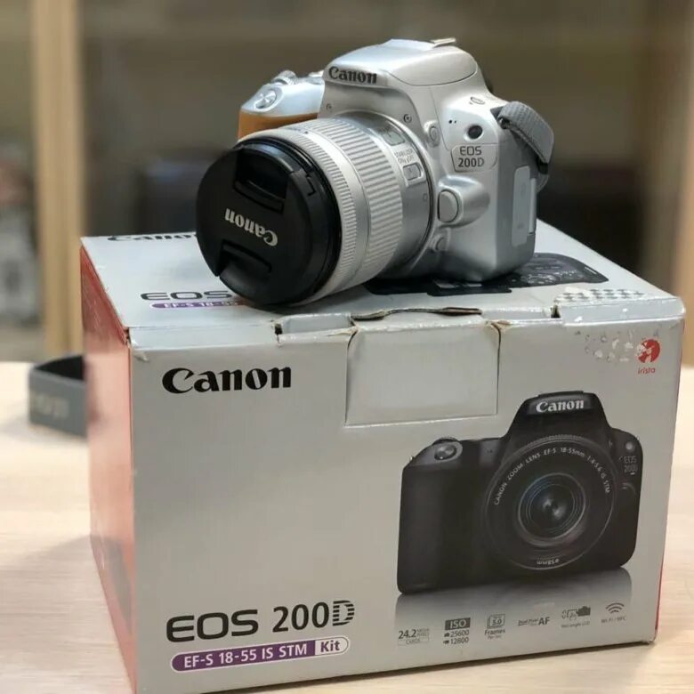 Canon eos 200. Фотоаппарат зеркальный canon eos 250d. Canon eos 200d kit. Canon 200d разъемы. Canon 200d белый.
