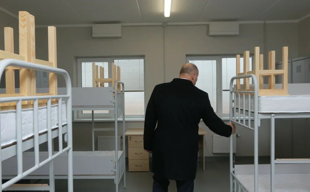Новые казармы. Казарма нато. казарма в швейцарии. армия латвии казармы.