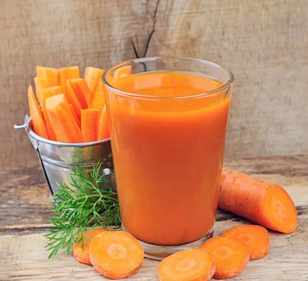 Морковный Фреш. Морковный сок. Морковный сок 100 мл. Свежевыжатый сок морковь.
