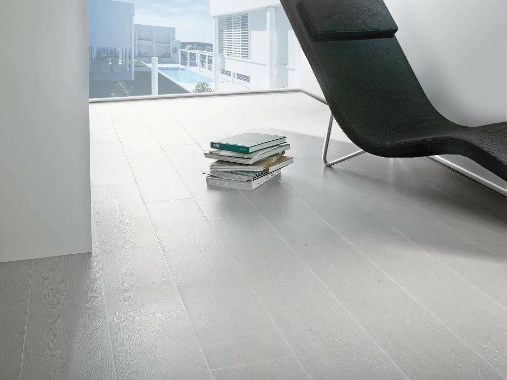 Керамогранит бомонд. Tavola Venis плитка. Porcelanosa 120x45 Wood. Керамогранит белый под дерево для пола. Белая плитка на пол Porcelanosa.