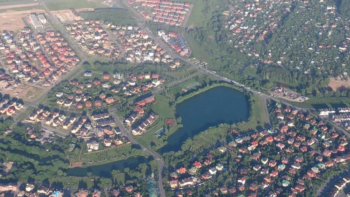 Жск альфа. Поселок Потапово Южное Бутово. Потапово коттеджный поселок Бутово. Потаповские пруды Бутово. Деревня Потапово Южное Бутово.