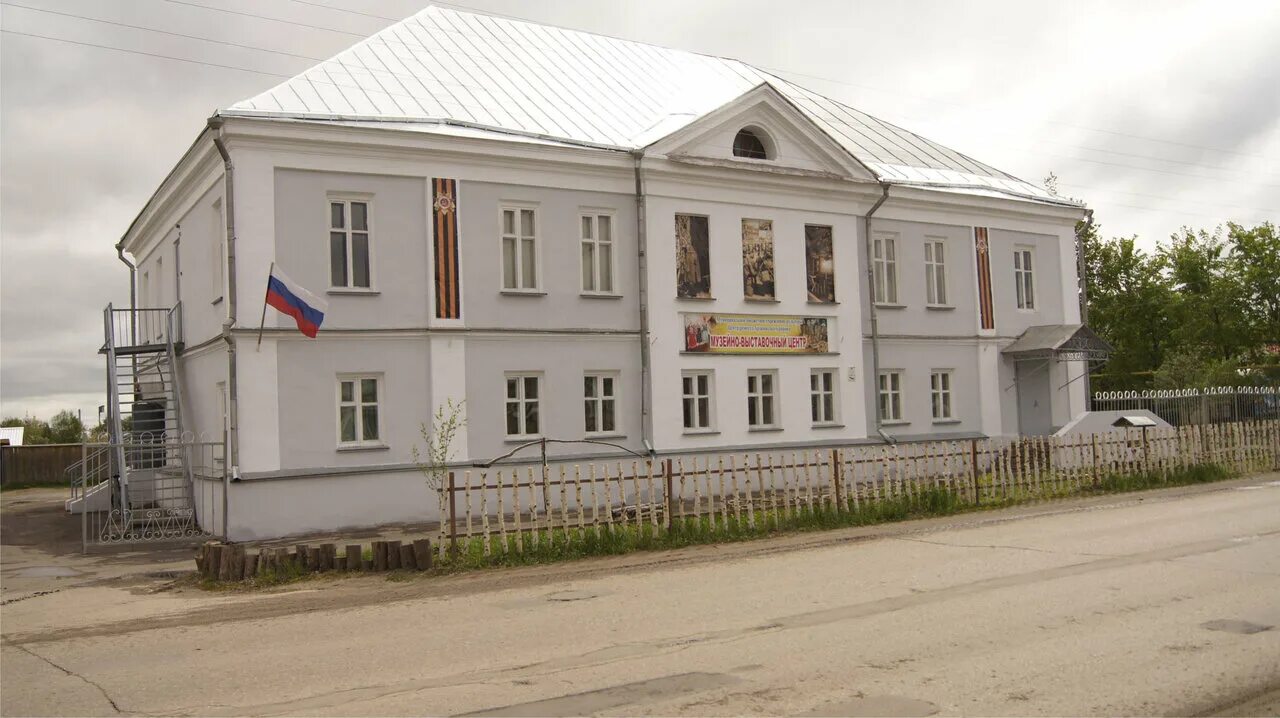 р п выездное. храм выездное арзамасский район. достопримечательности р. смоленский храм выездное. церковь в выездном арзамасского района.