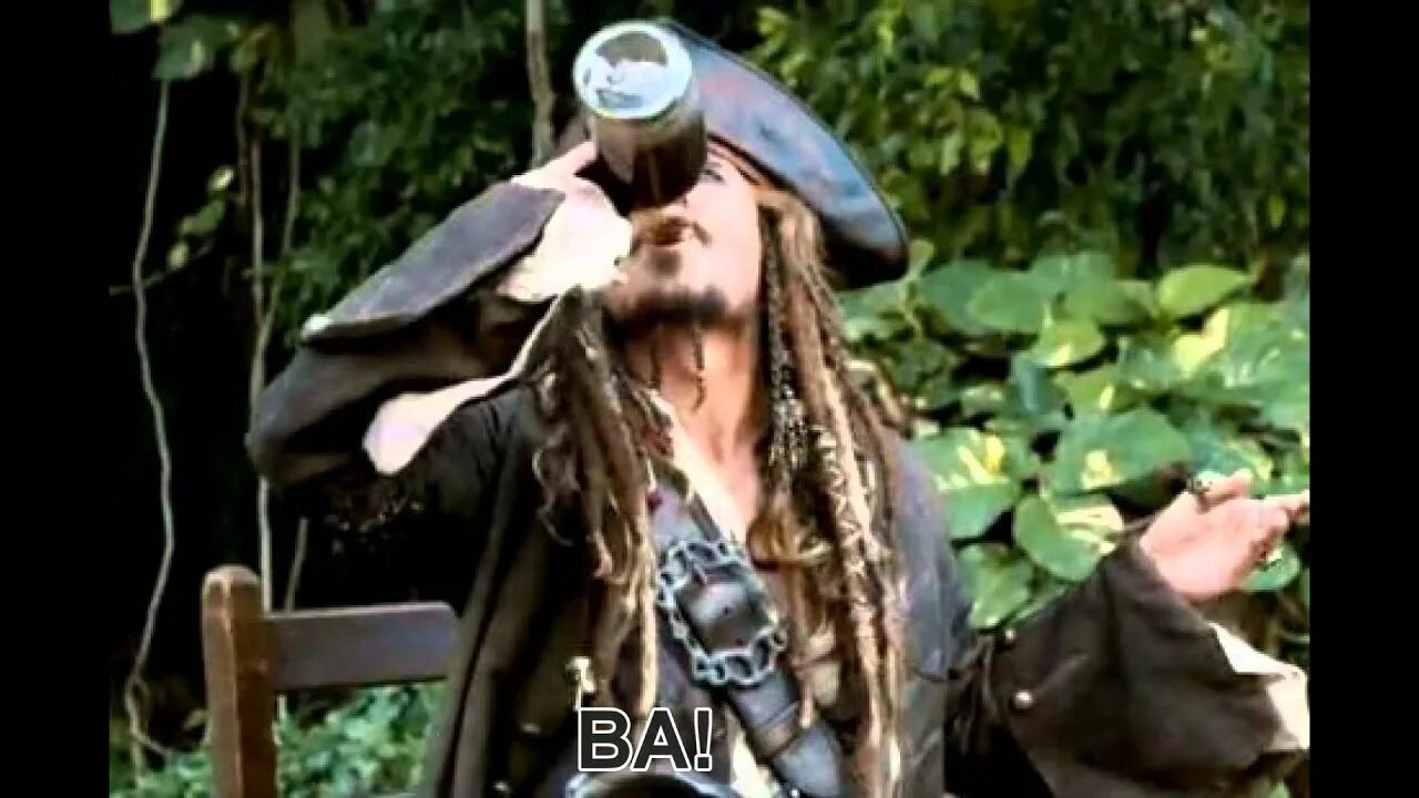 Капитан Джек Воробей с ромом. Джек Воробей пьет Ром. Капитан Шеваль пираты Карибского моря. Люк Робертс пираты Карибского моря. Пираты пьют ром