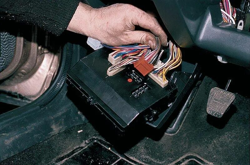 предохранитель отвечающий за парктроники. предохранители киа соренто 2007 дизель 2. реле и предохранители киа рио 4. блок предохранителей лада приора 2008 года. предохранитель отвечающий за парктроники.