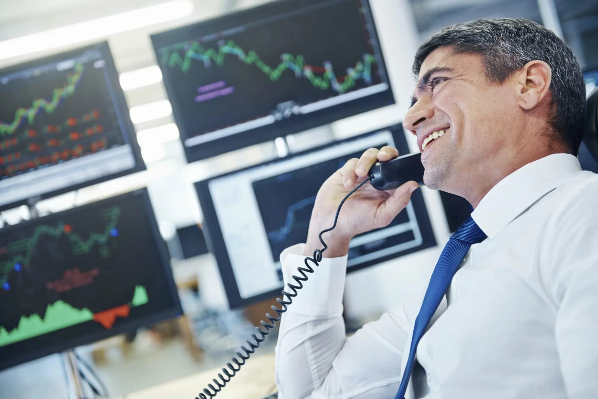 Торговля на бирже. V trader. Росс кэмерон трейдер. V trader. Форекс трейдинг.