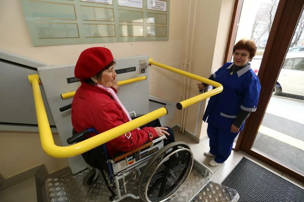 Доступность транспортных услуг для инвалидов. Доступная среда Безбарьерная среда для инвалидов. Безбарьерная среда Москва. Инфраструктура для инвалидов. Доступная среда для детей инвалидов.