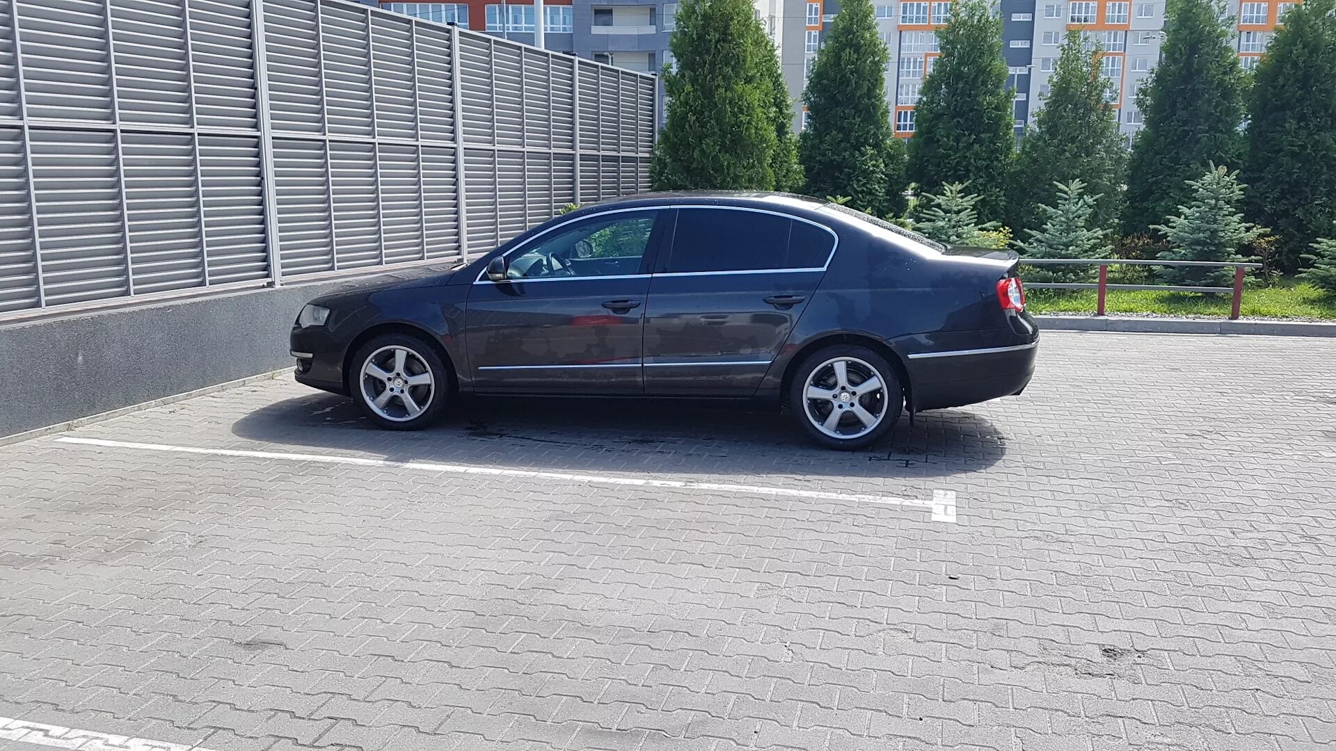 B6 16. VW Passat b6 r17. Диски VW Passat b6 r16. Volkswagen Passat b6 диски r17. Диски VW Passat b6 r17.