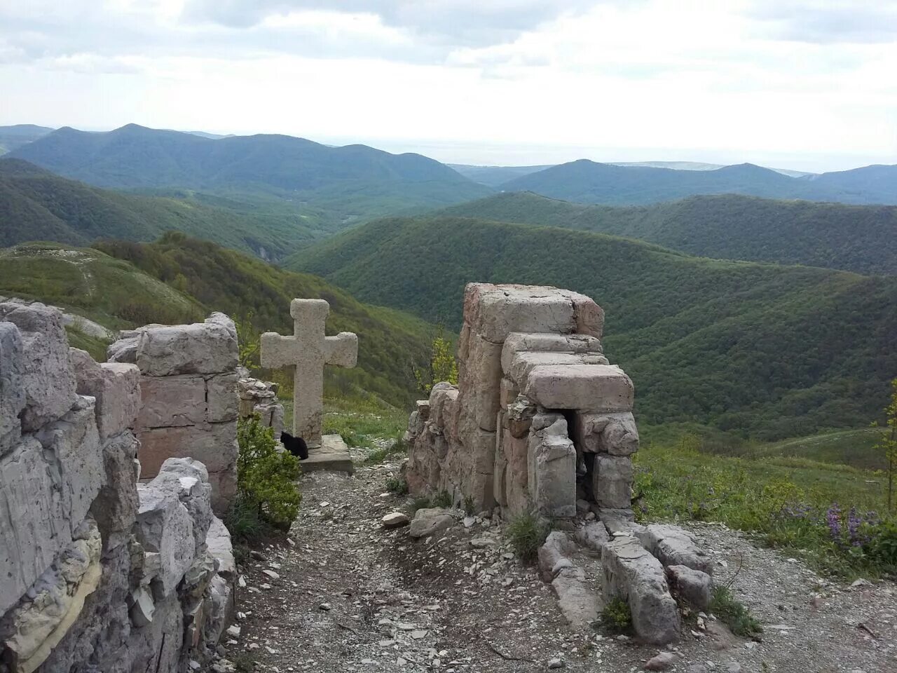 грозовые ворота как добраться. крепость геленджик. грозовые ворота как добраться. крепость геленджик. грозовые ворота геленджик экскурсия.