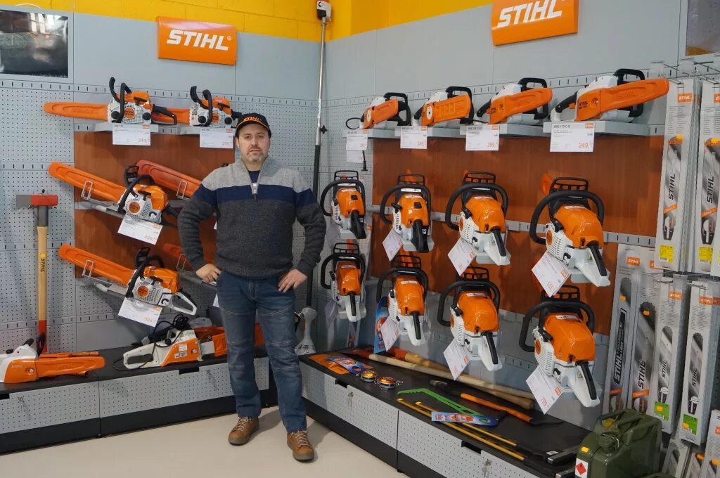 Stihl продукция. Магазин Stihl. Магазин штиль. Плакаты Stihl.