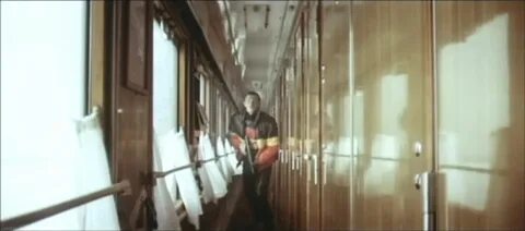Стреляющий поезд