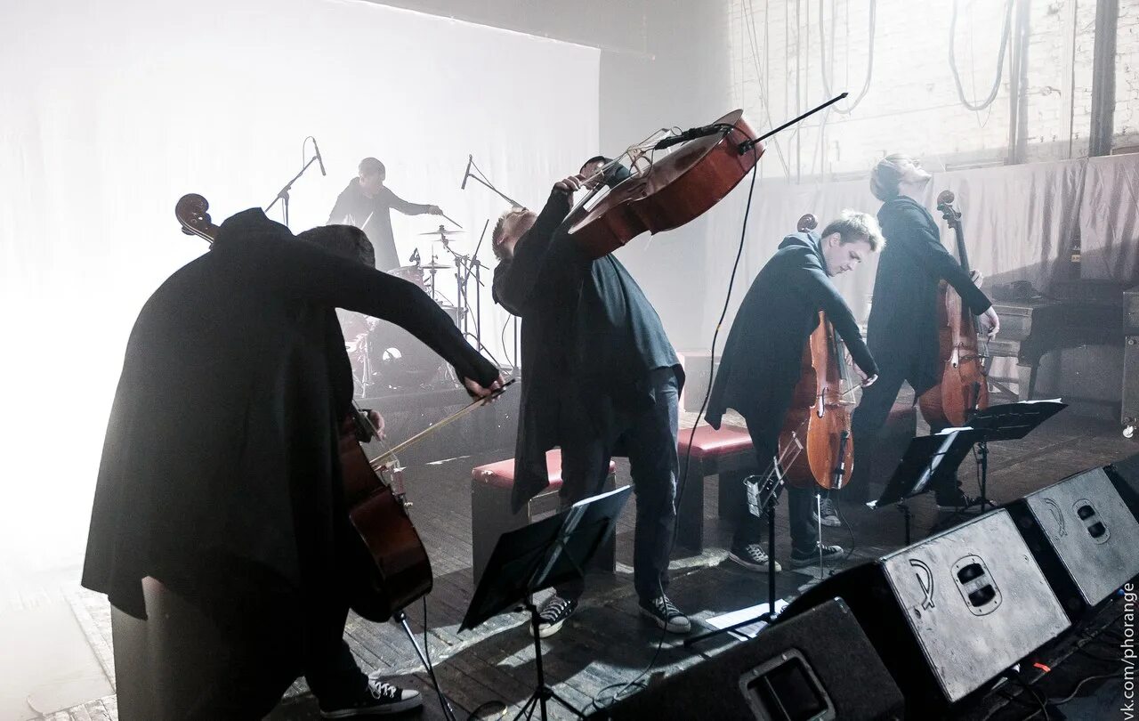 Atomic cellos мировые рок. Rockcellos группа. rockcellos: мировые рок-хиты на виолончелях. начало концерта.