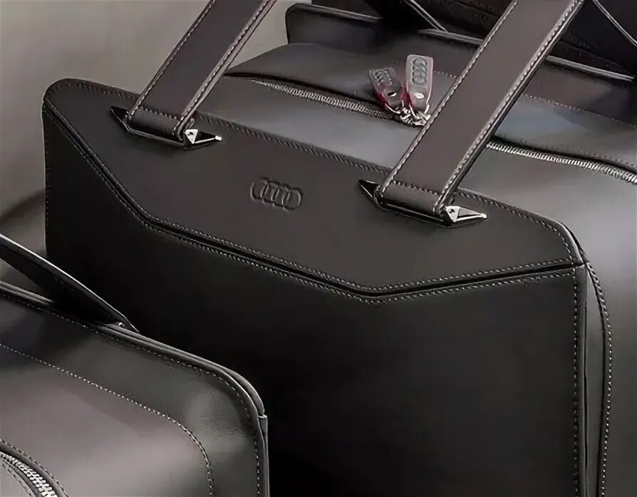 Премиум гоодс сумки. Premium Leather этикеmrf. Porsche Design сумка Luggage p 2000. Premium leather