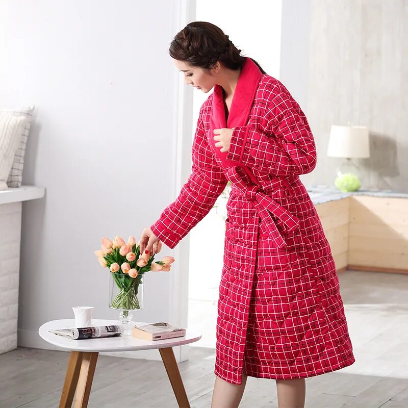 стеганные халаты женские. стеганый халат женский. стеганые домашние халаты женские. стеганый халат женский. халат женский домашний стеганый.