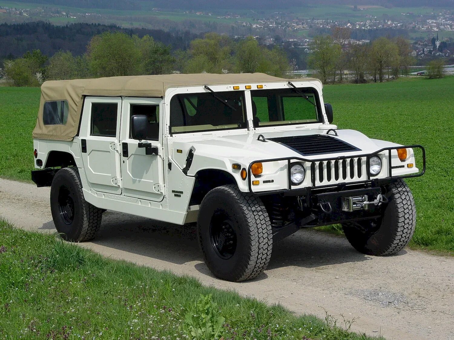 Автомобиль h 1. Джип Хаммер h1. Hummer h1 Humvee. Хаммер 1. Hummer h1 1992.