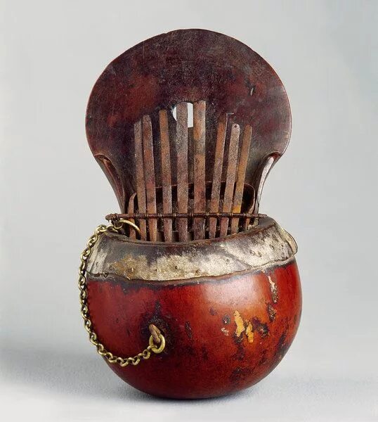 Инструменты симфонического оркестра. Струнные. Музыкальные инструменты симфонического оркестра таблица. Национальный африканский инструмент. Музыкальная культура африки.