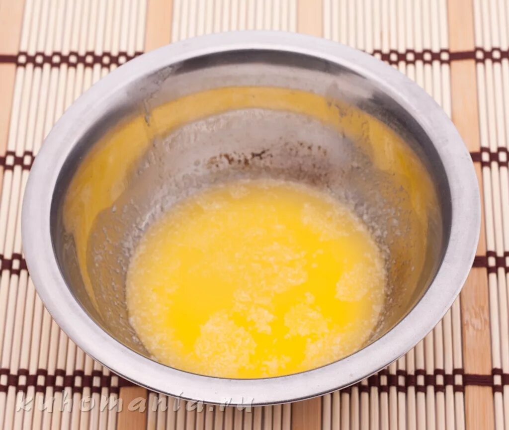 растопленное сливочное масло. презентация печенья на конкурс в стихах. можно ли сливочное масло в микроволновке. как остудить сливочное масло?. растопление сливочного масла.