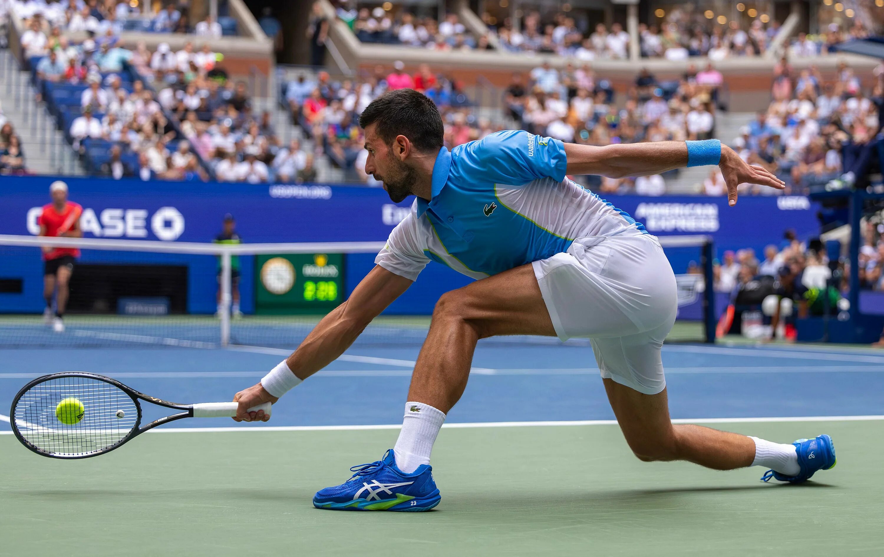 Теннис сегодня мужчины 2023. Бен Шелтон теннис. Теннис us open 2024 Alcaraz. Новак Джокович на корте. Теннисный корт us open.