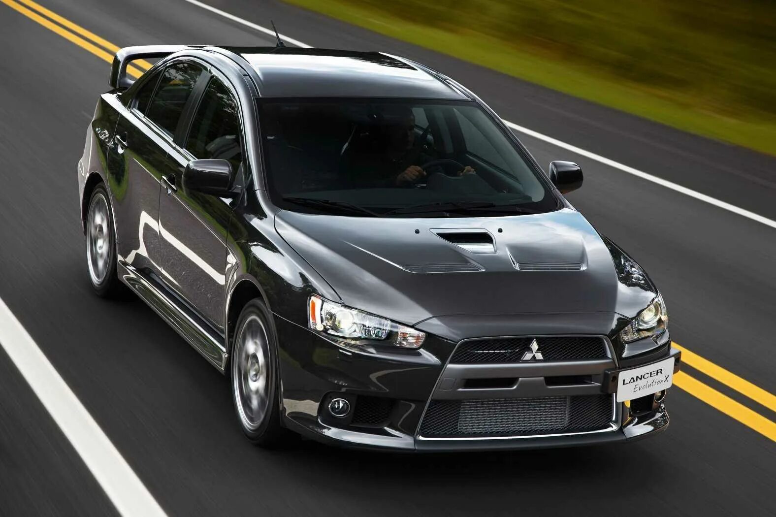 Mitsubishi Lancer Evolution 2010. Mitsubishi Lancer EVO 10. Mitsubishi Lancer Evolution x 2010. Lancer 2010 EVO.