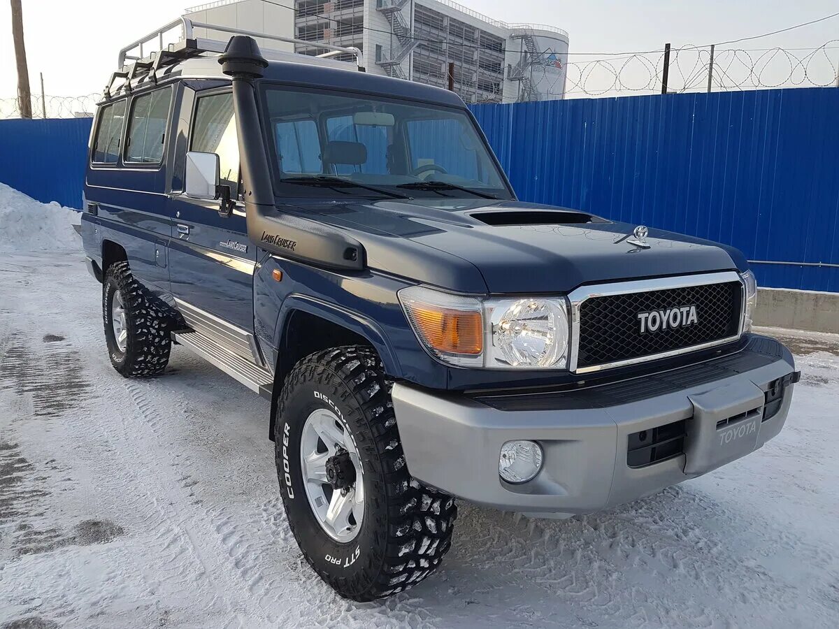 Купить ленд с пробегом в спб. Тойота ленд Крузер Прадо 78 кузов. Toyota Land Cruiser 70. Ленд Крузер 70 Рестайлинг. Тойота ленд Крузер 78 70.