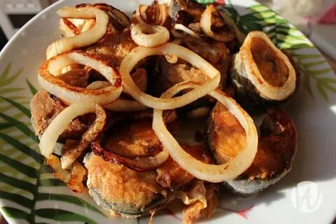 Скумбрия жареная на сковороде