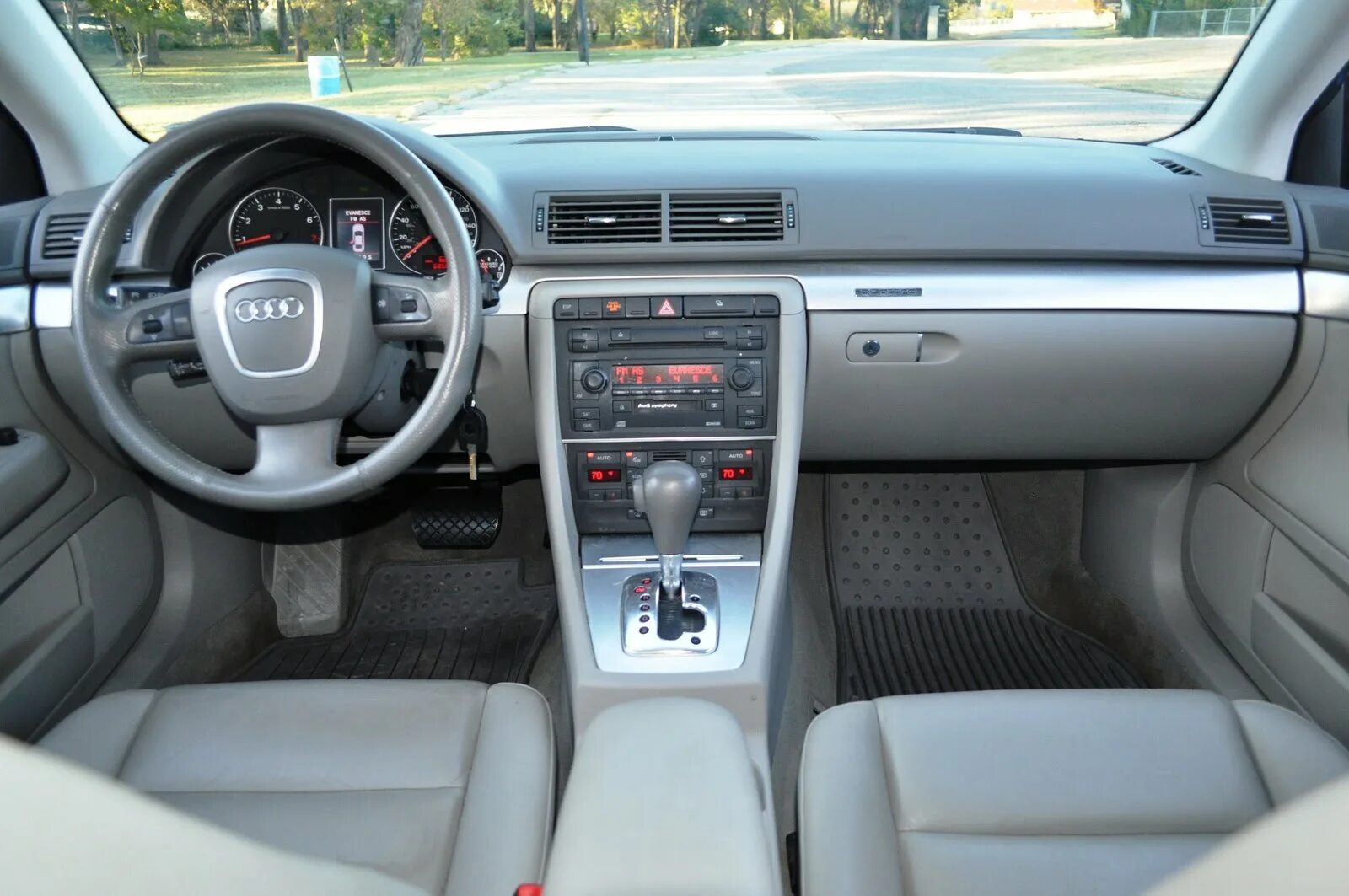 Audi a4 2005. Audi a4 2005 Interior. Audi a4 b6 2005. Audi a4 2005 салон. Тесты ауди а4