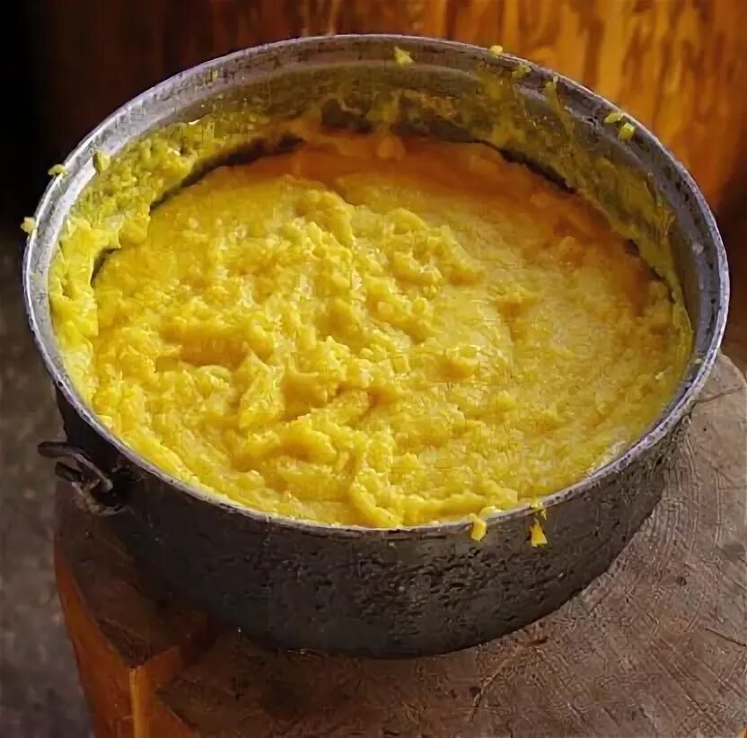 Макароны для рыбалки. Кукурузная мамалыга для рыбалки. Кукурузная мука для мамалыги. Кукурузная крупа для мамалыги. Кукурузная каша мамалыга.