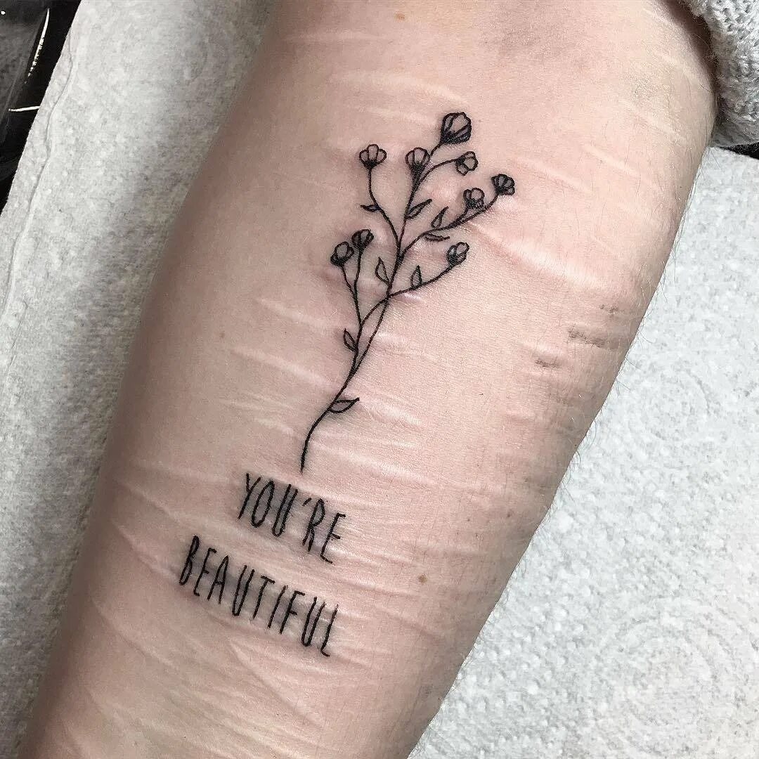 Тату которое разрешит мама. Татуировка скорпион для женщин. Некачественные татуировки. Татуировка одиночество. Верить некому татуировки.