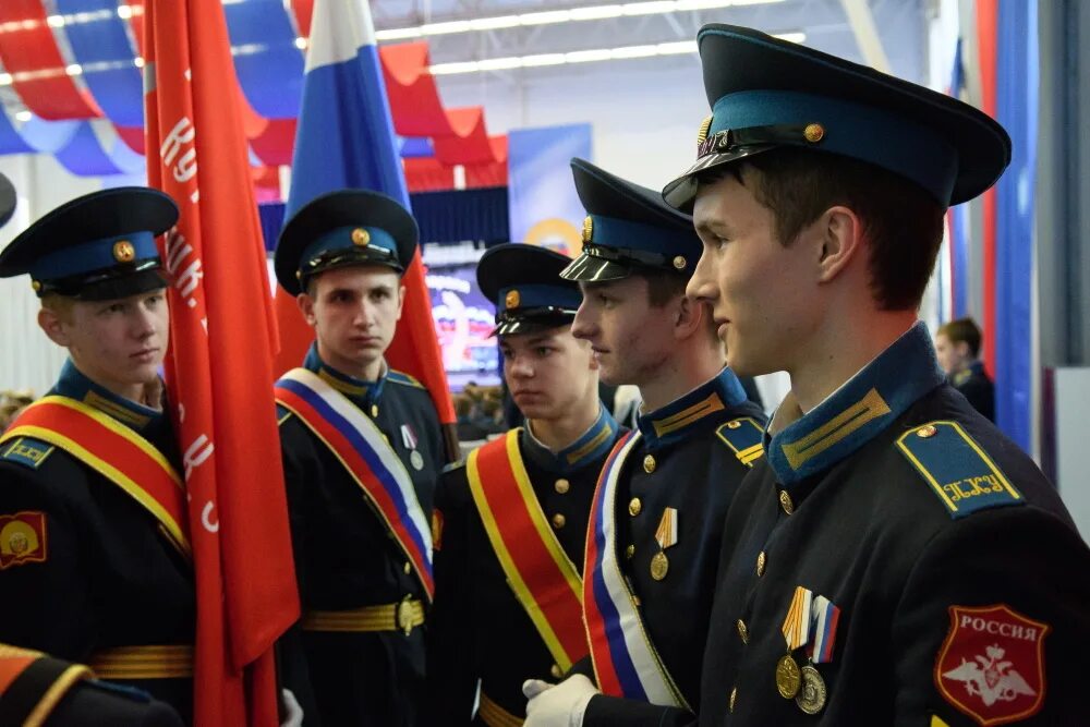 Сайт краснодарского кадетского корпуса. Президентское училище краснодар. Краснодарское президентское кадетское училище. Краснодарский президентский кадетский корпус. Краснодарское президентское кадетское училище кадеты.