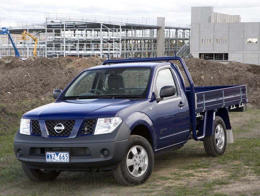 Пикап в краснодарском крае. Nissan Navara. Nissan Navara 2 кузов. Ниссан Навара 2002. Ниссан Навара пикап.