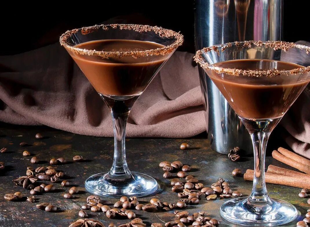 Шустов коньяк с ванилью. 5 коньяк 0. Ле шоколад коктейль. Монте чоко коньяк. Коктейль le chocolat.
