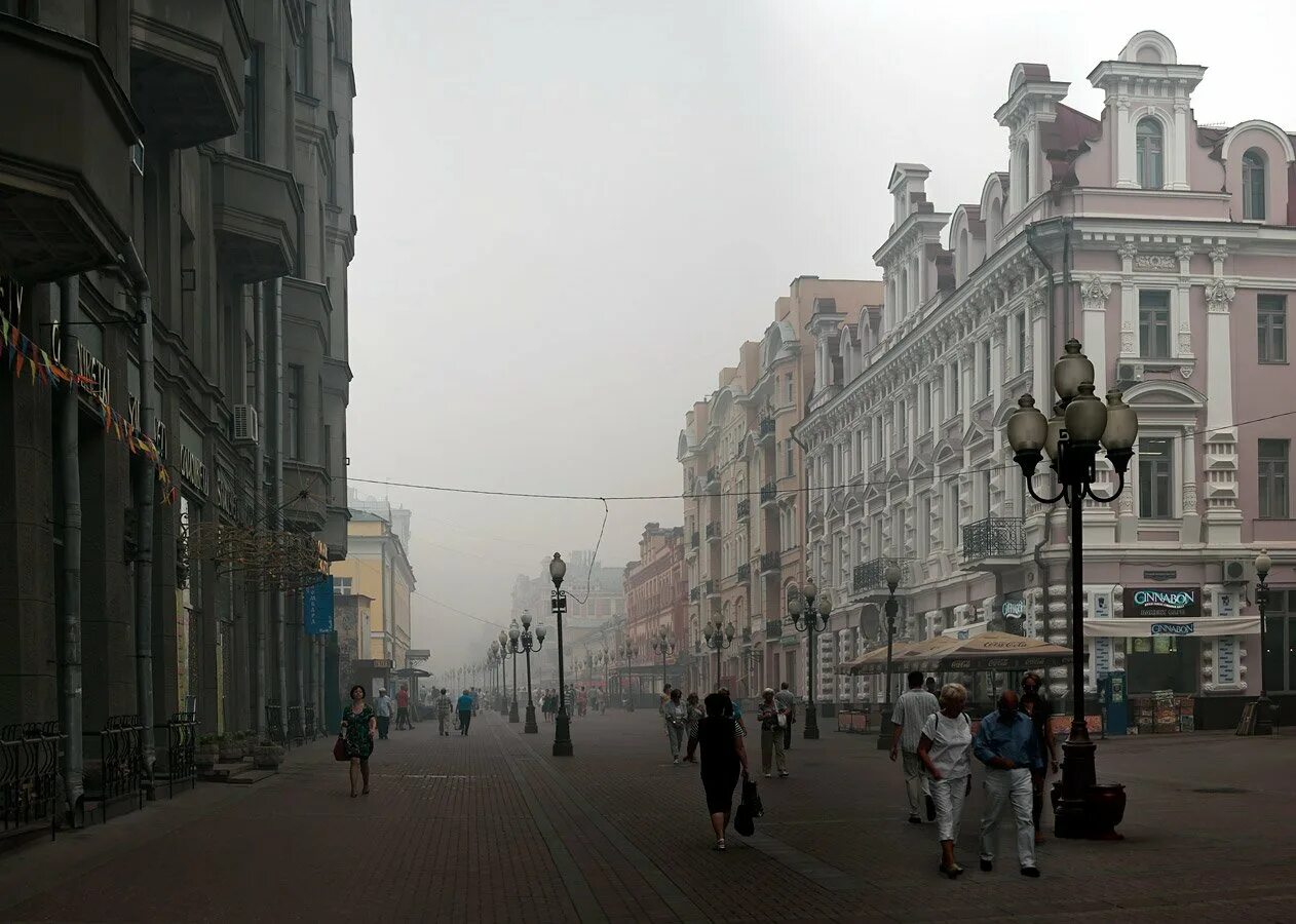 Москва арбатские переулки. Улица старый Арбат. Улочки Арбата Москва. Старый Арбат Москва +переулочки. Старый Арбат архитектура.