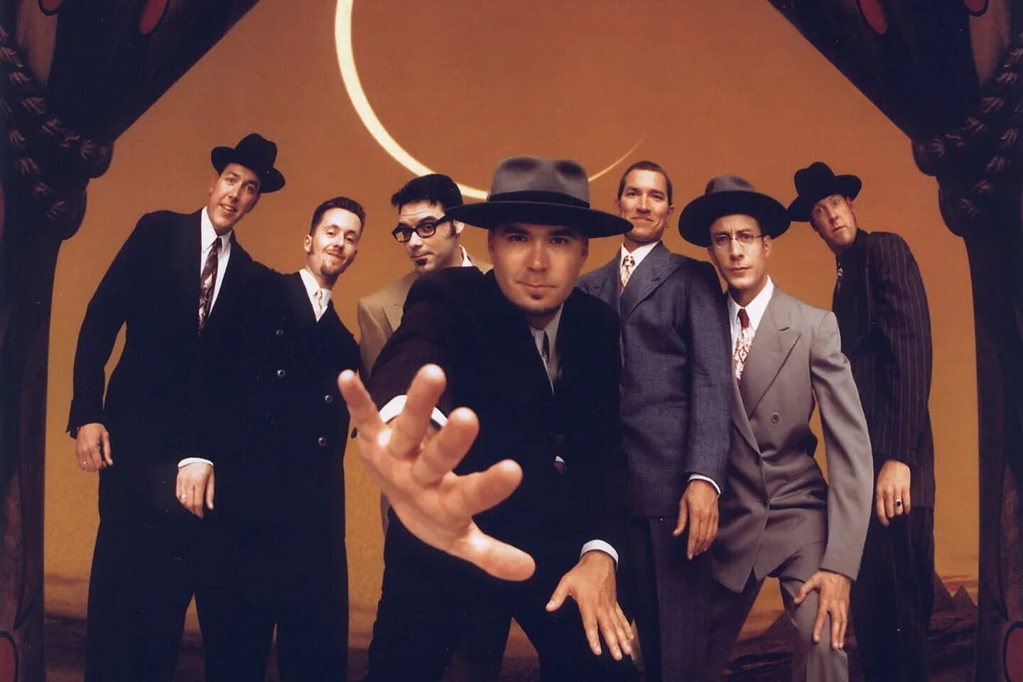 Группа big Bad Voodoo Daddy. Big Bad Voodoo Daddy Википедия. Big Bad Voodoo Daddy обложки альбомов. Big Bad Voodoo Daddy фото.